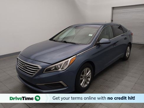 Used 2017 Hyundai Sonata SE image 1