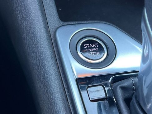 Used 2024 Nissan Sentra SV image 21