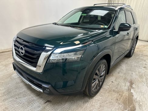 Certified 2023 Nissan Pathfinder SL w/ SL Premium Package image 11