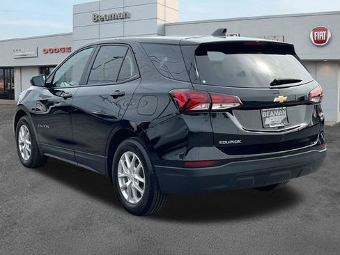 Used 2024 Chevrolet Equinox LS w/ LS Convenience Package FWD image 5