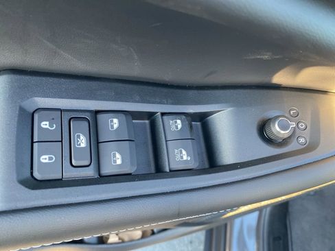 New 2025 Jeep Grand Cherokee Limited image 10