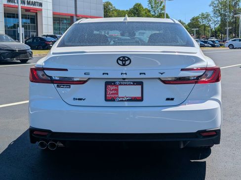 New 2026 Toyota Camry SE FWD image 5