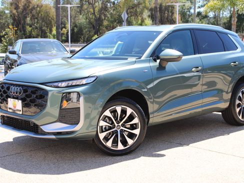 New 2026 Audi Q3 quattro 2.0T image 1