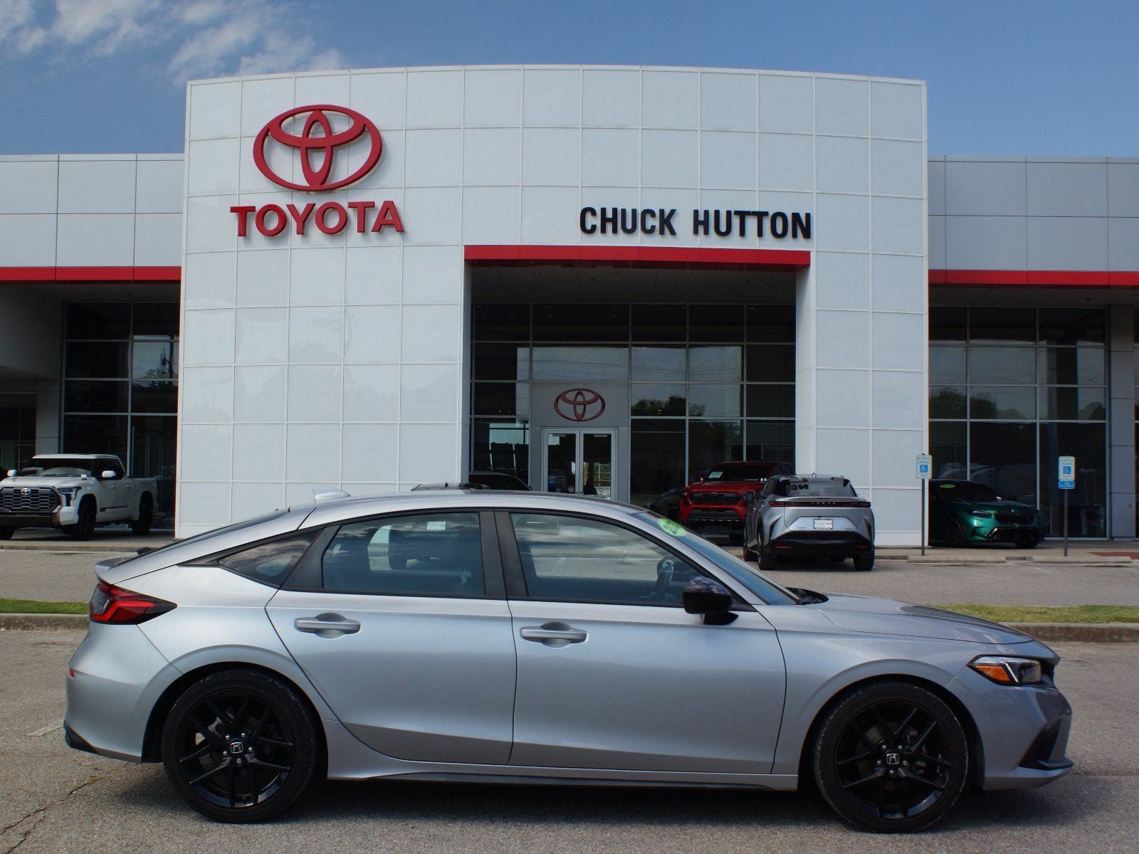 Used 2023 Honda Civic Sport image 1