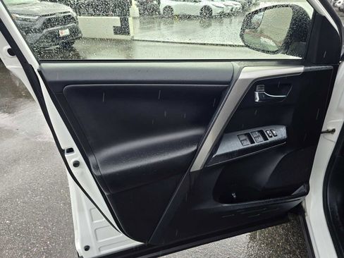 Certified 2017 Toyota RAV4 XLE image 20