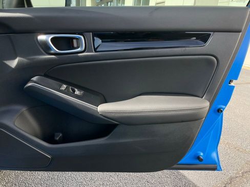 Certified 2025 Honda Civic Sport Touring image 30