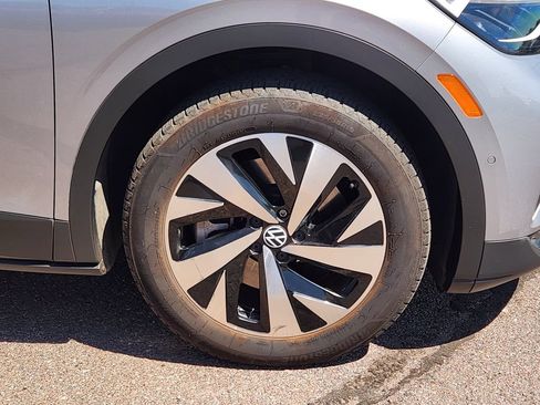 Used 2023 Volkswagen ID.4 Pro AWD/4WD image 30