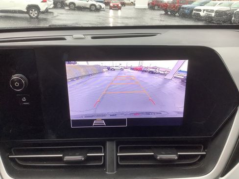 Used 2024 Chevrolet Trax RS w/ Driver Confidence Package image 18