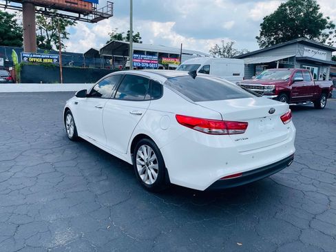 Used 2016 Kia Optima EX w/ Premium Package FWD image 7