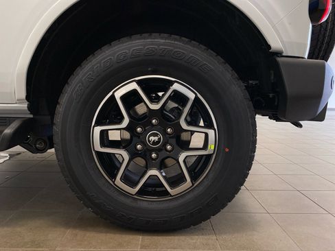 New 2025 Ford Bronco Outer Banks image 24