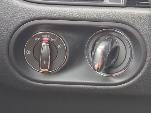 Certified 2026 Porsche Macan image 21