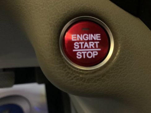 Used 2017 Acura MDX SH-AWD w/ Advance Package image 27