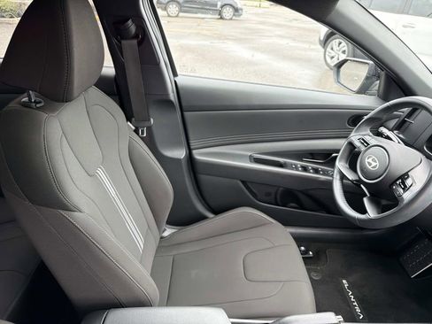 Used 2026 Hyundai Elantra Sport FWD image 11