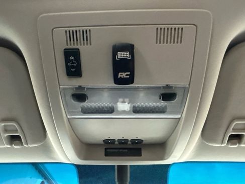 Used 2012 Chevrolet Silverado 1500 LTZ w/ Max Trailering Pack image 21