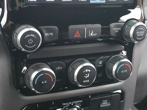 Used 2022 RAM 1500 Big Horn w/ Trailer Tow Group image 28