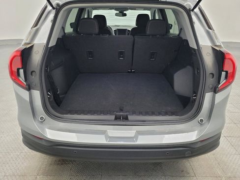 Used 2024 GMC Terrain SLE w/ Fleet Convenience Package image 29