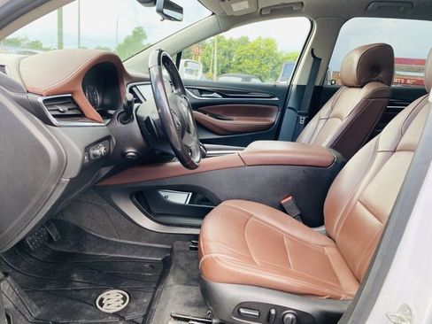 Used 2019 Buick Enclave Avenir w/ Avenir Technology Package image 27