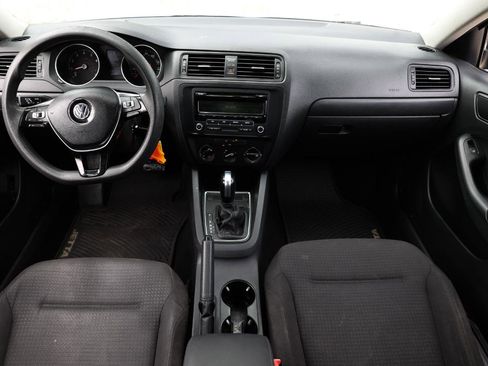 Used 2015 Volkswagen Jetta S w/ Welcome Package FWD image 2