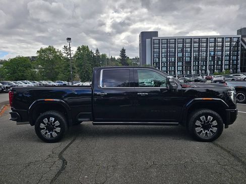 New 2026 GMC Sierra 3500 Denali w/ Denali Reserve Package AWD/4WD image 6