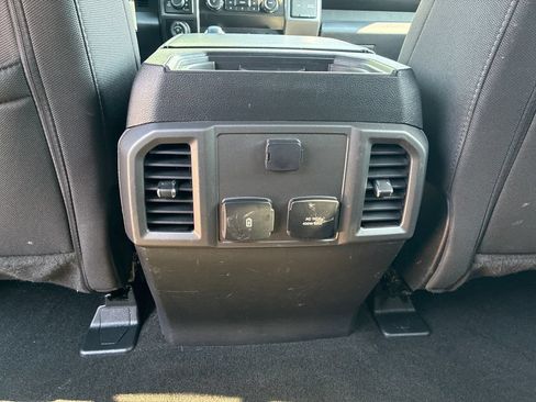 Used 2019 Ford F150 XLT w/ Equipment Group 302A Luxury AWD/4WD image 16