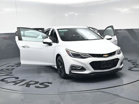 Used 2016 Chevrolet Cruze LT w/ Convenience Package image 25