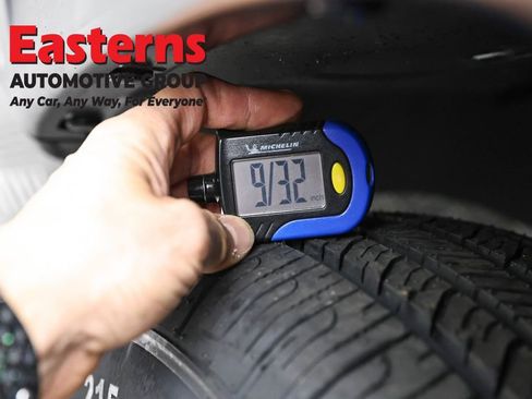 Used 2023 Jeep Compass Trailhawk AWD/4WD image 27