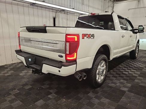 Used 2022 Ford F250 Platinum AWD/4WD image 3