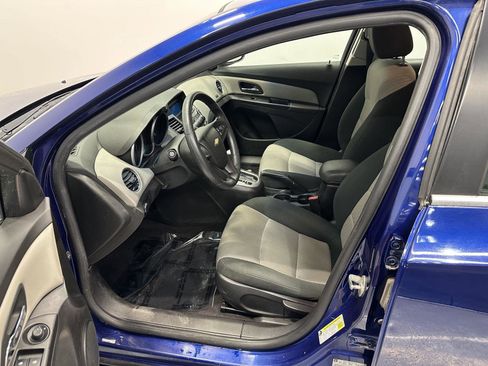 Used 2012 Chevrolet Cruze LS w/ Connectivity Package image 14