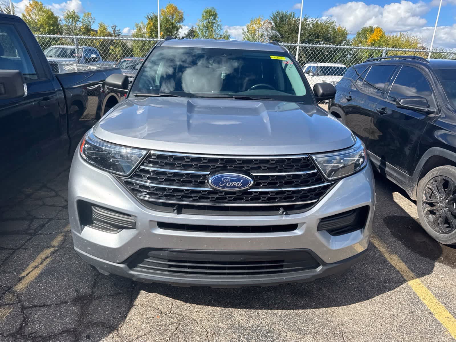 Used 2021 Ford Explorer XLT AWD/4WD image 4