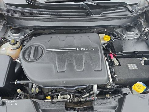 Used 2016 Jeep Cherokee Latitude w/ Cold Weather Group image 50