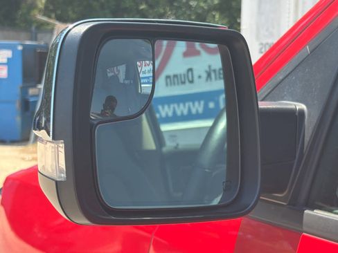 Used 2019 RAM 1500 Big Horn AWD/4WD image 13