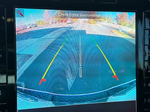 Used 2025 RAM 1500 Laramie image 19