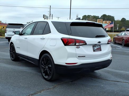 Certified 2024 Chevrolet Equinox LS w/ LS Convenience Package image 17