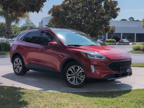 Used 2022 Ford Escape SEL FWD image 2