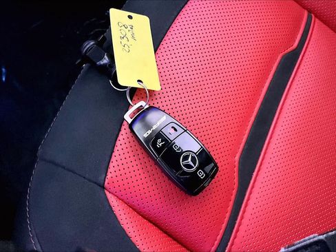 Used 2024 Mercedes-Benz GLE 63 AMG S image 15