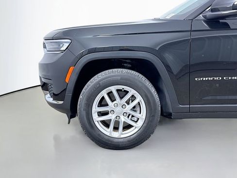 Used 2024 Jeep Grand Cherokee L Laredo RWD image 31