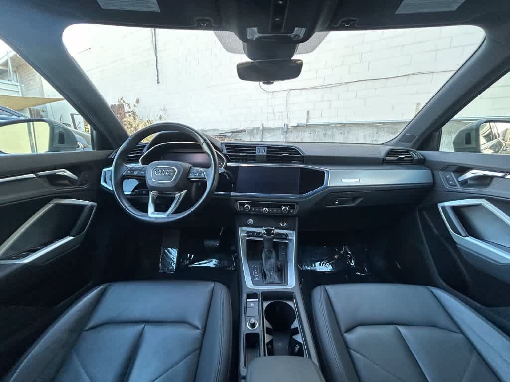 Used 2020 Audi Q3 2.0T Premium Plus w/ Premium Plus Package AWD/4WD image 10