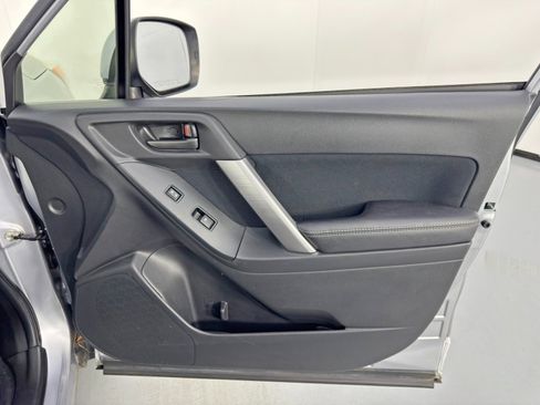 Used 2016 Subaru Forester 2.5i Premium w/ All-Weather Package image 39