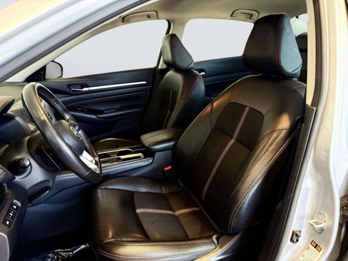 Used 2023 Nissan Altima 2.5 SR image 29