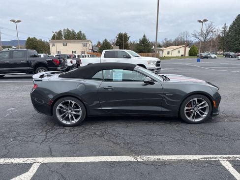 Used 2017 Chevrolet Camaro LT image 7