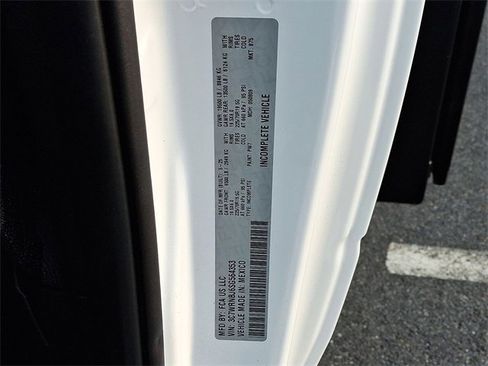 Used 2025 RAM 5500 Tradesman image 18