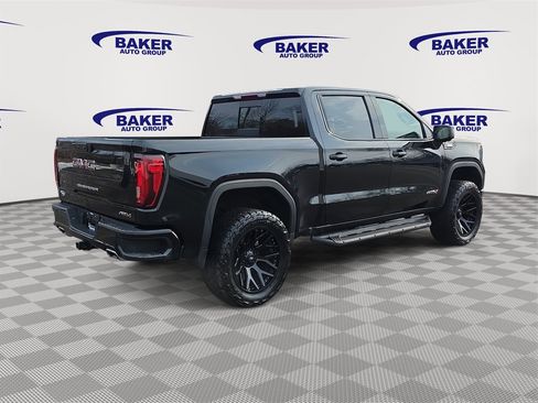 Used 2022 GMC Sierra 1500 AT4 w/ AT4 Preferred Package image 3