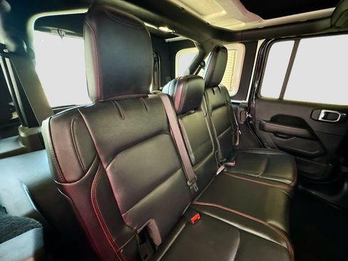 Used 2021 Jeep Wrangler Unlimited Rubicon AWD/4WD image 29