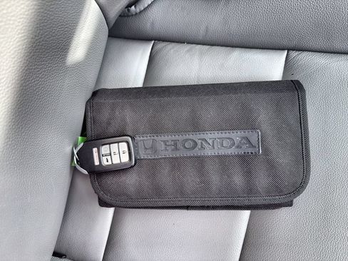 Used 2019 Honda Pilot Touring image 43