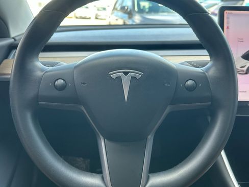 Used 2020 Tesla Model 3 Long Range AWD/4WD image 22