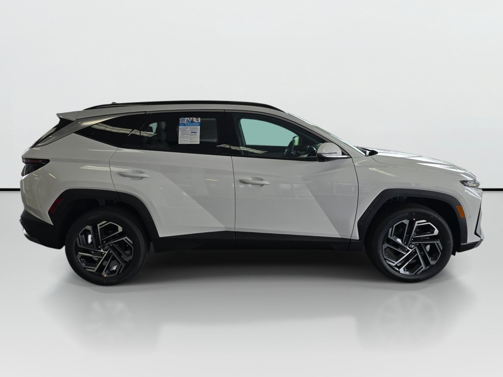 New 2026 Hyundai Tucson Limited AWD/4WD image 3