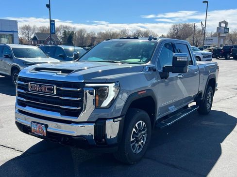 Certified 2024 GMC Sierra 2500 SLT w/ SLT Convenience Package AWD/4WD image 2