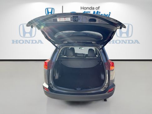 Used 2014 Toyota RAV4 Limited image 26