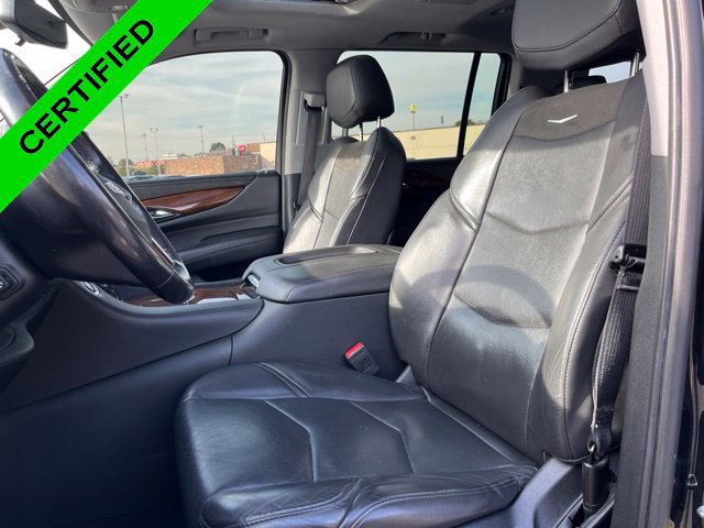 Certified 2019 Cadillac Escalade ESV Luxury w/ Escalade Sport Edition AWD/4WD image 11