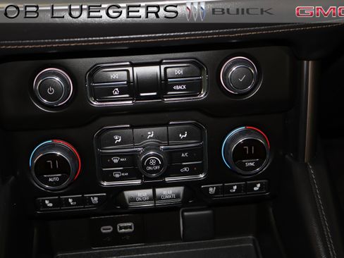 Certified 2024 Chevrolet Tahoe High Country image 28